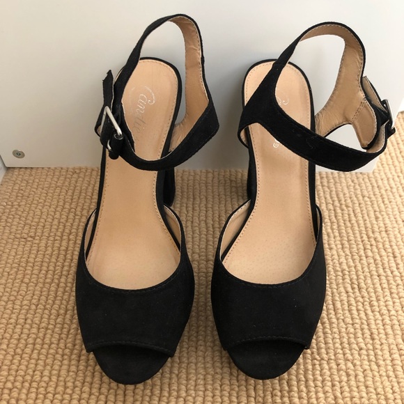 Candie’s black heels with ankle strap. - Picture 2 of 4